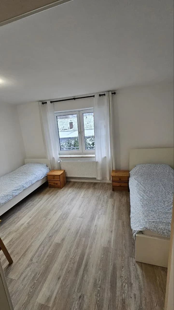 Damm 36, 25421 Pinneberg 1.OG, Monteurzimmer in Pinneberg